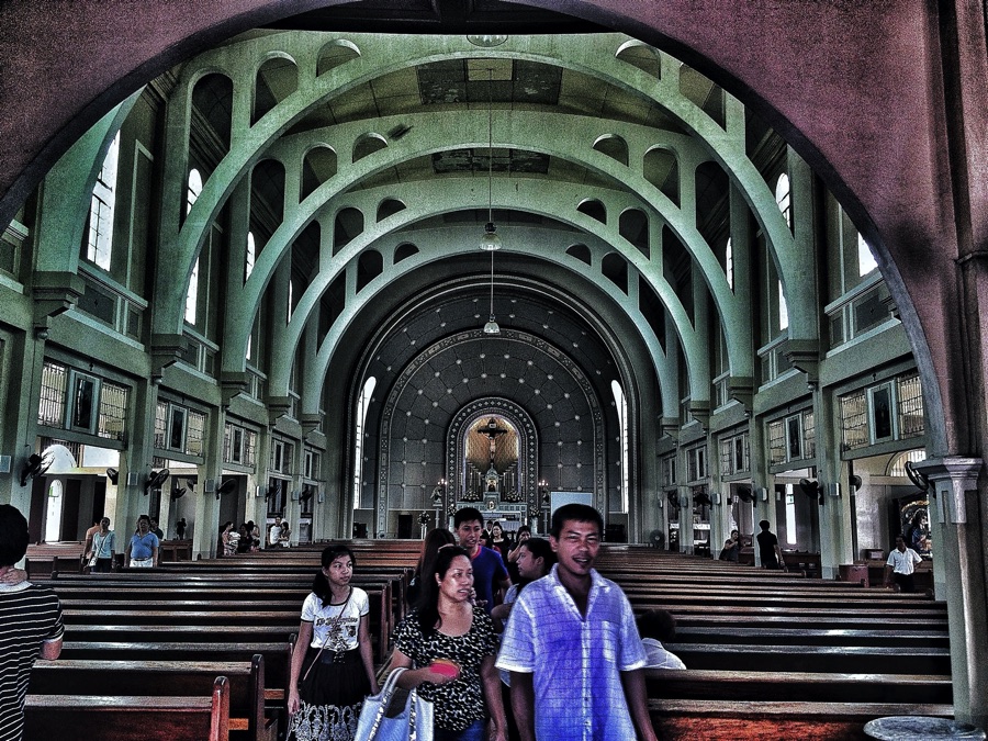 フィリピン　教会　クリスチャン　宗教